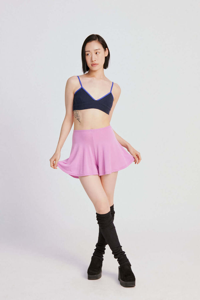 TENCEL™ skort (B-GRADE) poses by smk woman model vegan textile